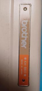 Dubbelbeds breimachine met ponskaart systeem brother, Ophalen, Breien