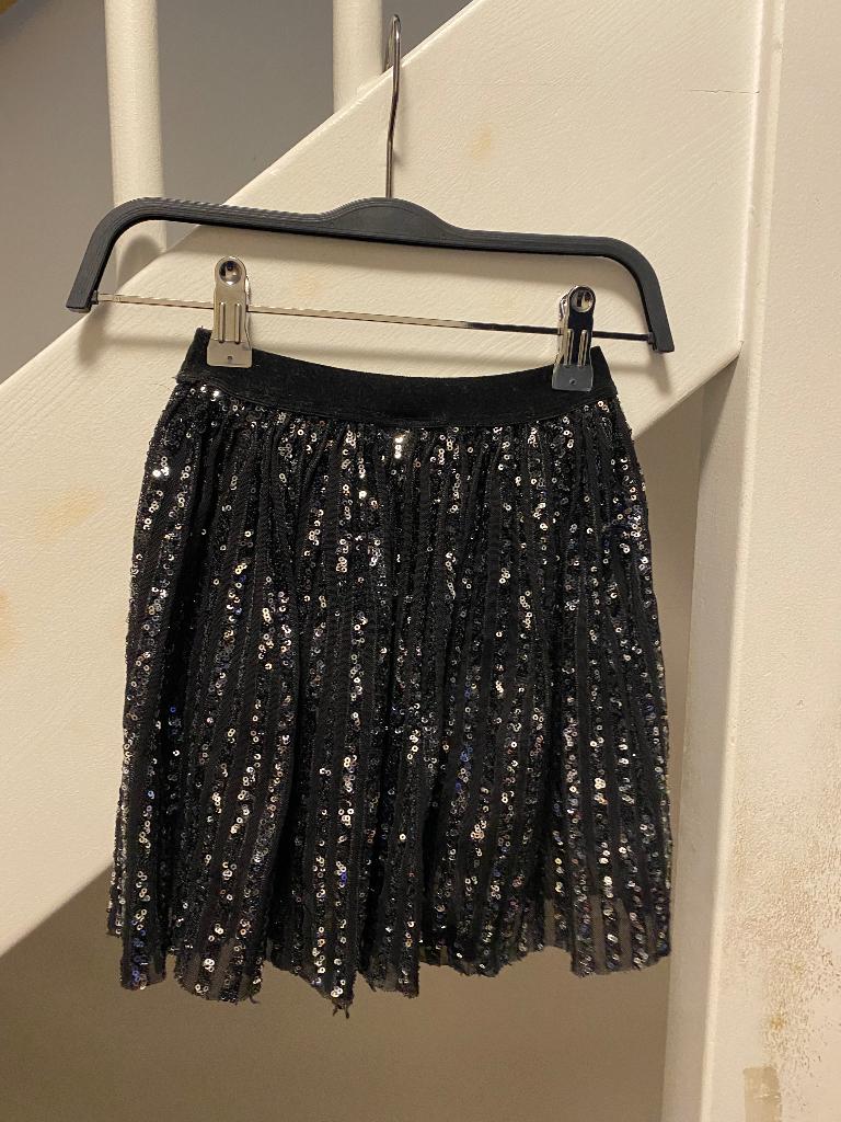 ZARA ZWART PAILLETEN FEEST ROK, MAAT: 122, Meisje, Ophalen of Verzenden, Zo goed als nieuw, Zara