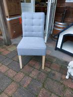Set van 4 grijze stoelen met houten poten, Huis en Inrichting, Stoelen, Ophalen