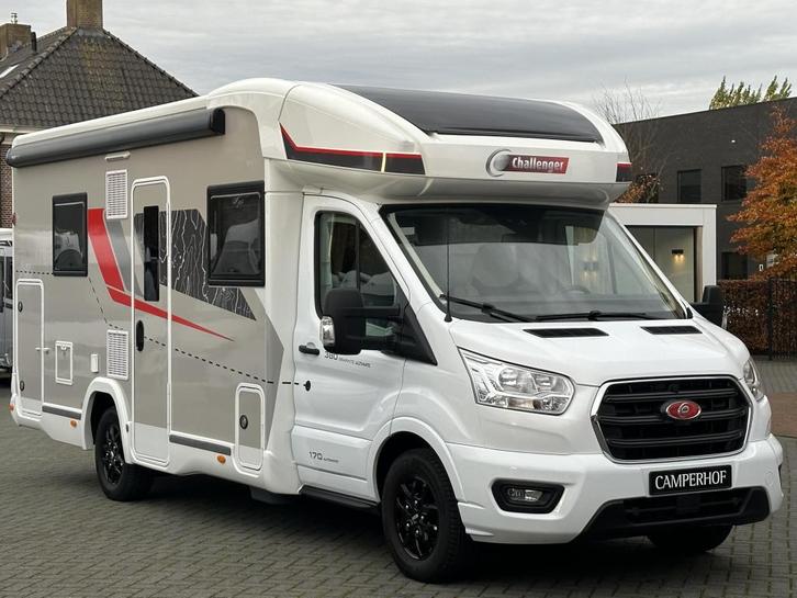 Challenger Graphite Ultimate 380 ( Chausson 720 ), 5 pers., Caravans en Kamperen, Campers, Bedrijf, tot en met 6, Half-integraal