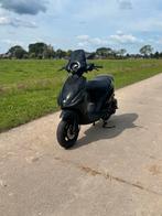 Zip 4t 50cc 2016 BROM, Fietsen en Brommers, Scooters | Piaggio, Ophalen, Zo goed als nieuw, Benzine, Zip