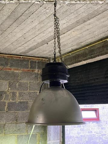 Nostalgie lampen beschikbaar voor biedingen
