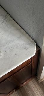 Kastje met marmer blad (hoekje af), Antiek en Kunst, Antiek | Meubels | Kasten, Ophalen