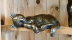 POES DIE SLAAPT / Bronzen beeld