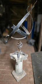 Zonnewijzer op sokkel, Ophalen, Gebruikt