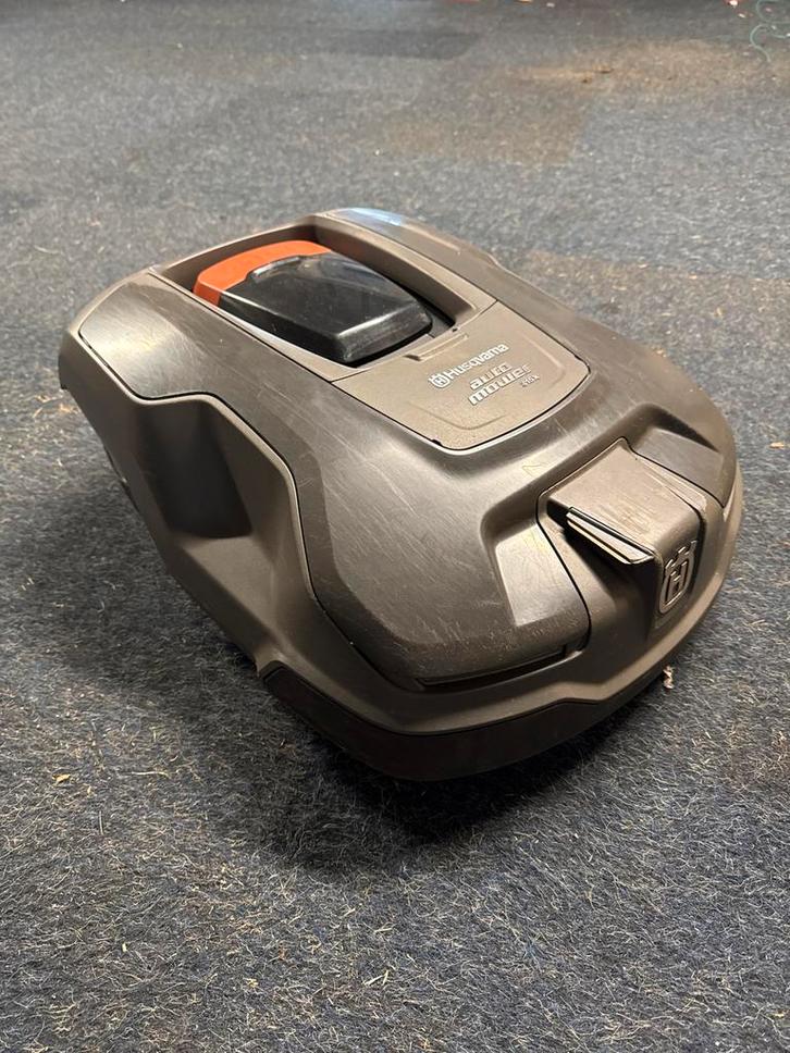 Husqvarna Automower 315x Robotmaaier 1600m2 gras, Tuin en Terras, Robotmaaiers, Gebruikt, 20 tot 25 cm, Bestuurbaar via app, Ophalen