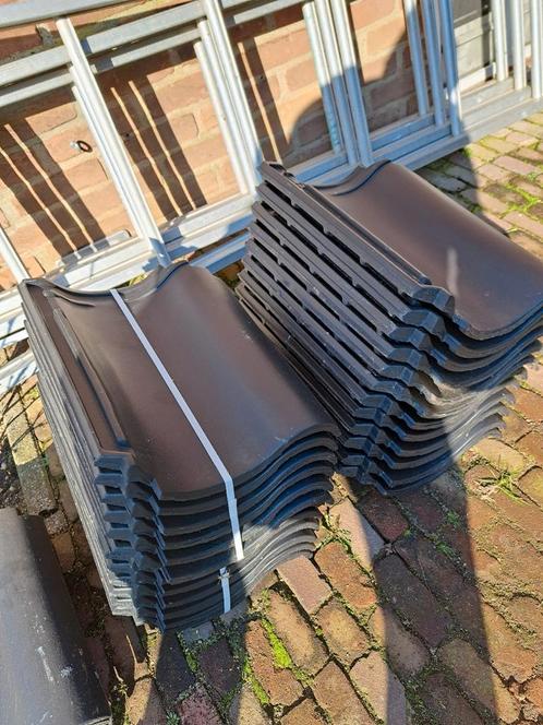 Dakpannen OVH  antraciet mat. 28 st. Nieuw., Doe-het-zelf en Verbouw, Dakpannen en Dakbedekking, Zo goed als nieuw, Dakpannen