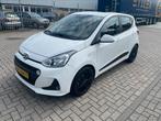 Hyundai i10 1.0i 66pk 2017 Wit, Auto's, Voorwielaandrijving, Euro 5, Alcantara, Wit