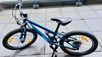 Cube Acid Race 20 inch jongensfiets met 7 versnellingen beschikbaar voor biedingen