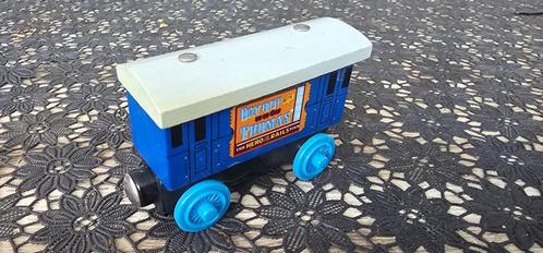 Passengiers wagon, Thomas de trein hout, Kinderen en Baby's, Speelgoed | Thomas de Trein, Zo goed als nieuw, Ophalen of Verzenden