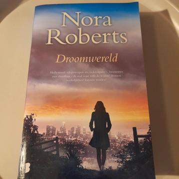 Nora Roberts - Droomwereld beschikbaar voor biedingen