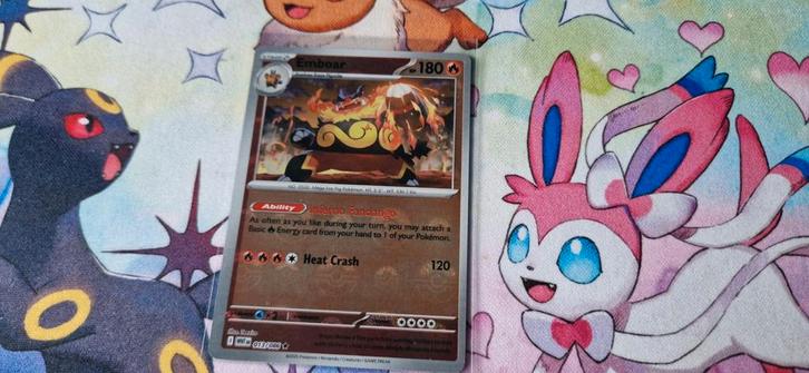 White Flare, Emboar 013/086 pokeball, Hobby en Vrije tijd, Verzamelkaartspellen | Pokémon, Zo goed als nieuw, Foil, Ophalen of Verzenden