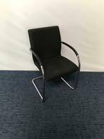 29 x Vergaderstoel Thonet, zwart, chrome slede