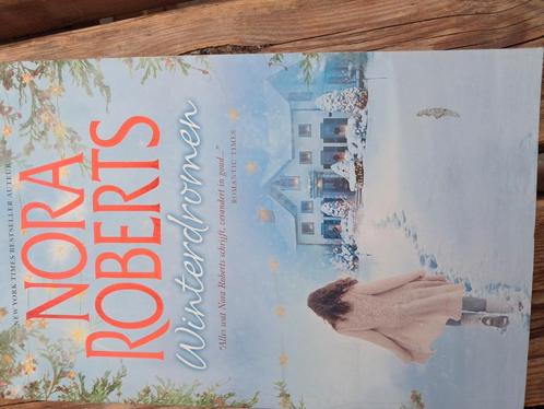 Nora Roberts - Winterdromen, Boeken, Romans, Zo goed als nieuw, Nederland, Ophalen of Verzenden