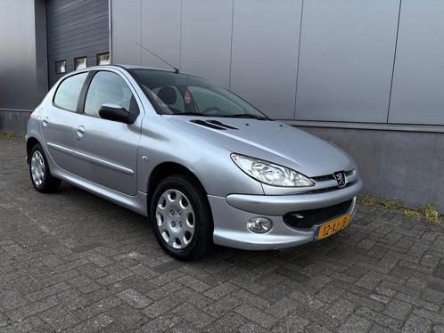 Peugeot 206 1.4 Forever|Nieuw Apk|Distributieriem vern., Auto's, Peugeot, Bedrijf, Te koop, ABS, Airbags, Airconditioning, Centrale vergrendeling