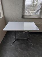 bijna gratis retro formica tafel jaren 60/70 vintage, Huis en Inrichting, Tafels | Eettafels, Ophalen, Gebruikt, 100 tot 150 cm