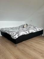 Bed (180 x 200), 180 cm, Gebruikt, Zwart, Ophalen