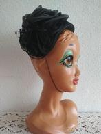 Vintage dames hoedje zwart fascinator jaren 50, Kleding | Dames, One size fits all, Vintage, Hoed, Zo goed als nieuw
