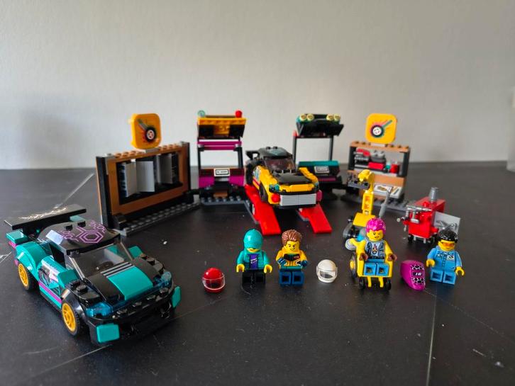LEGO City Garage voor aanpasbare auto's - 60389, Kinderen en Baby's, Speelgoed | Duplo en Lego, Zo goed als nieuw, Lego, Complete set