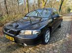 Volvo S60 2.4 Edition automaat apk 10-2026 zeer nette auto, Auto's, Gebruikt, S60, Zwart, 2435 cc
