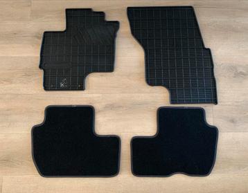 Vloermatten set Mitsubishi Outlander beschikbaar voor biedingen