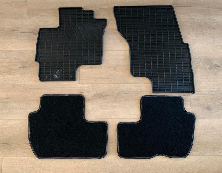 Vloermatten set Mitsubishi Outlander, Auto diversen, Automatten, Zo goed als nieuw, Ophalen