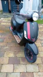 Toscana scooter gts van 2-8-2019, Fietsen en Brommers, Snorfietsen en Snorscooters, Overige merken, Benzine, Zo goed als nieuw