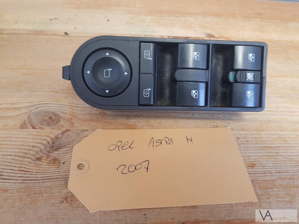 Opel Astra H en Zafira B raamschakelaar 4 elektr. ramen €35, Auto-onderdelen, Ophalen of Verzenden, Gebruikt, Opel