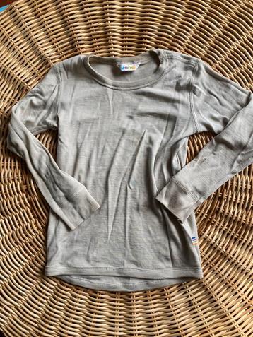 Graag gedragen longsleeve JOHA mt 110 beschikbaar voor biedingen