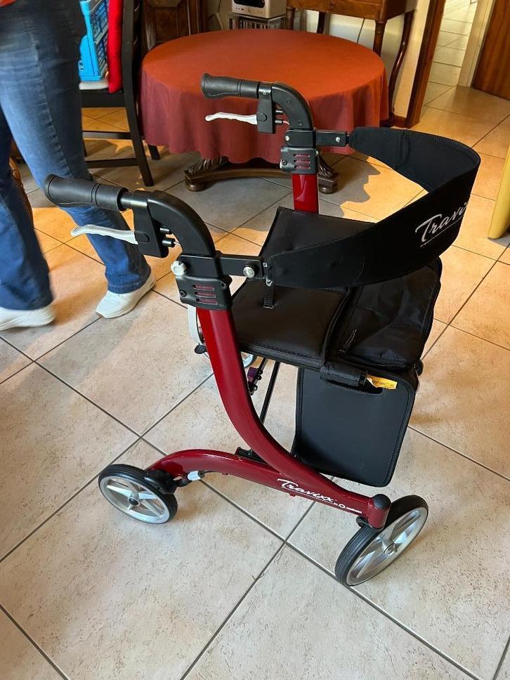 Rollator TRAVVIX, Diversen, Rollators, Zo goed als nieuw, Ophalen