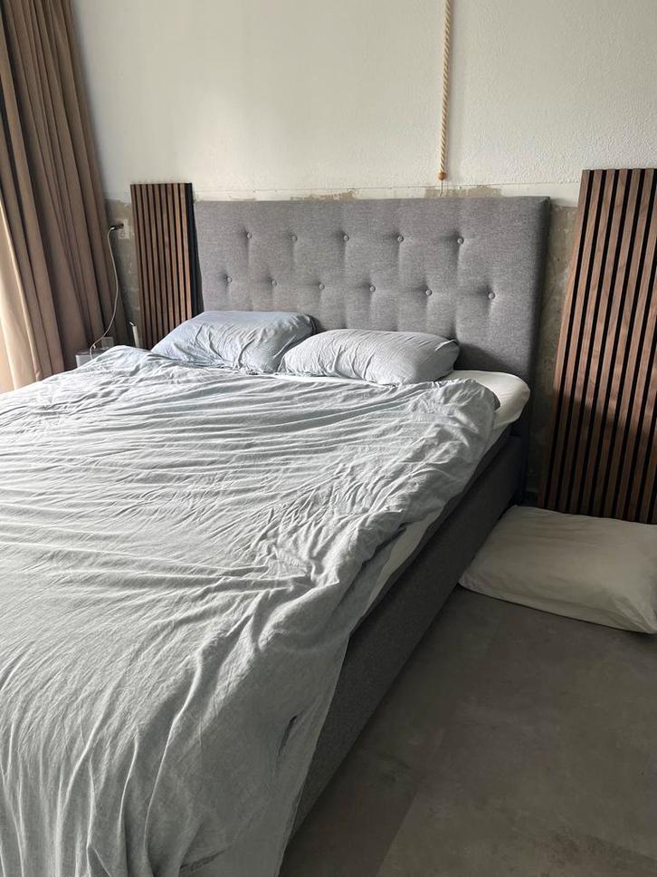 Bed 160x200 + z.g.a.n. koudschuim topper, Huis en Inrichting, Slaapkamer | Bedden, Zo goed als nieuw, Tweepersoons, 160 cm, 200 cm