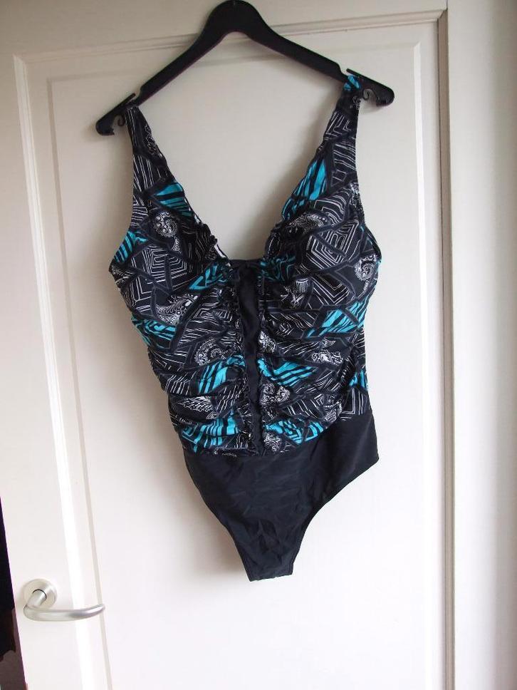 Lentiggini badpak zwart met blauw maat 46, Kleding | Dames, Badmode en Zwemkleding, Nieuw, Badpak, Zwart, Ophalen of Verzenden