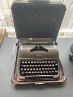 oude typmachine in koffer, Ophalen, Gebruikt