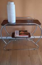 Bauhaus bijzettafel, Ophalen