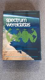 Spectrum wereldatlas, Ophalen of Verzenden, Zo goed als nieuw