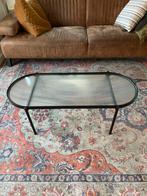 Salontafel met glazen plaat, Huis en Inrichting, Tafels | Salontafels, Ophalen, Gebruikt, 100 tot 150 cm, Glas