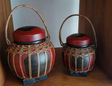 2 Traditionele Thaise bamboe rijst manden beschikbaar voor biedingen