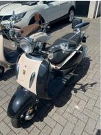 2 scooters, Fietsen en Brommers, Snorfietsen en Snorscooters, Gebruikt, Benzine, Ophalen, Overige merken
