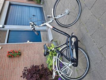 Nette Altra dames fiets  met compleet nieuwe onderdelen beschikbaar voor biedingen