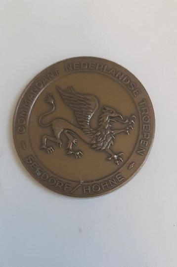 Bronzen legpenning Commando Nederlandse Troepen  beschikbaar voor biedingen