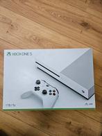 Xbox One S 1TB console met spellen en controller, Spelcomputers en Games, Gebruikt, 1 speler, Ophalen of Verzenden, Role Playing Game (Rpg)