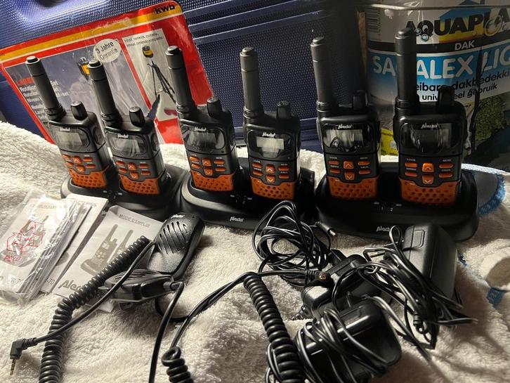 Portofoons goedgekeurde 10 stuks uitgebreid, Telecommunicatie, Portofoons en Walkie-talkies, Zo goed als nieuw, Portofoon of Walkie-talkie