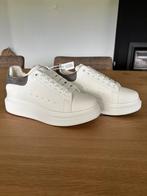 Alexander McQueen schoenen | NIEUW, Wit, Nieuw, Ophalen of Verzenden, Sneakers of Gympen