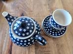 Bunzlau theeset (theepot+ 2 kopjes+schoteltjes) oogjesmotief, Huis en Inrichting, Ophalen of Verzenden, Zo goed als nieuw, Overige stijlen