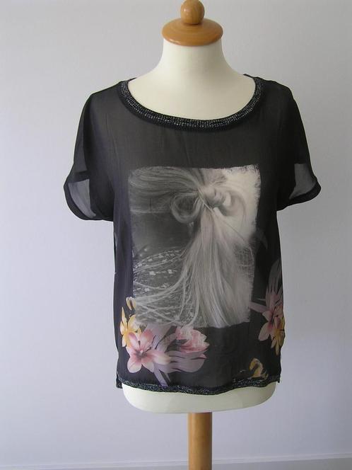 Mooie donker grijs t-shirt * ONLY * maat XS., Kleding | Dames, T-shirts, Zo goed als nieuw, Maat 34 (XS) of kleiner, Grijs, Korte mouw