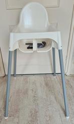 IKEA Kinderstoel, wit met gordel., Ophalen, Zo goed als nieuw, Overige typen, Gordel(s)