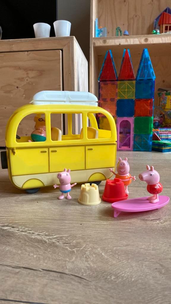 Peppa Big strandcamper, Kinderen en Baby's, Speelgoed | Poppenhuizen, Zo goed als nieuw, Poppenhuis, Ophalen of Verzenden