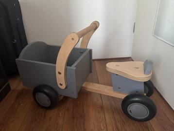 Stoere houten grijze bakfiets van Bandits & Angels  beschikbaar voor biedingen