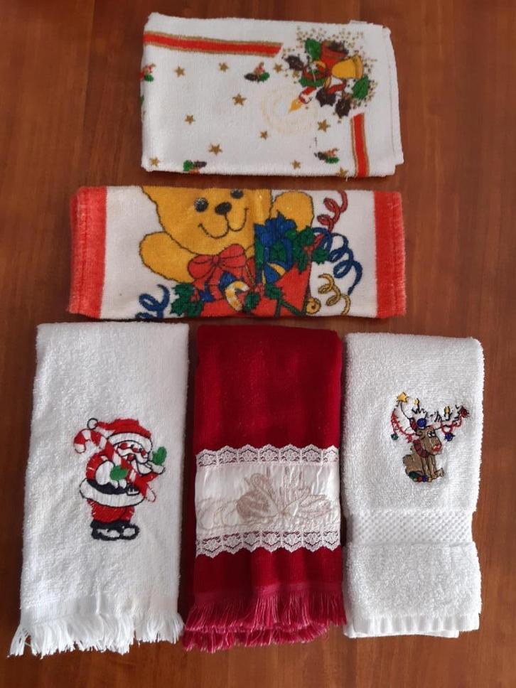 Kerst * Gastendoekjes * 5 stuks * Handdoekjes, Diversen, Kerst, Gebruikt, Ophalen