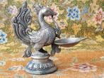 Mooie zware oude Oosterse olielamp van brons als een vogel., Antiek en Kunst, Kunst | Niet-Westerse kunst, Ophalen of Verzenden